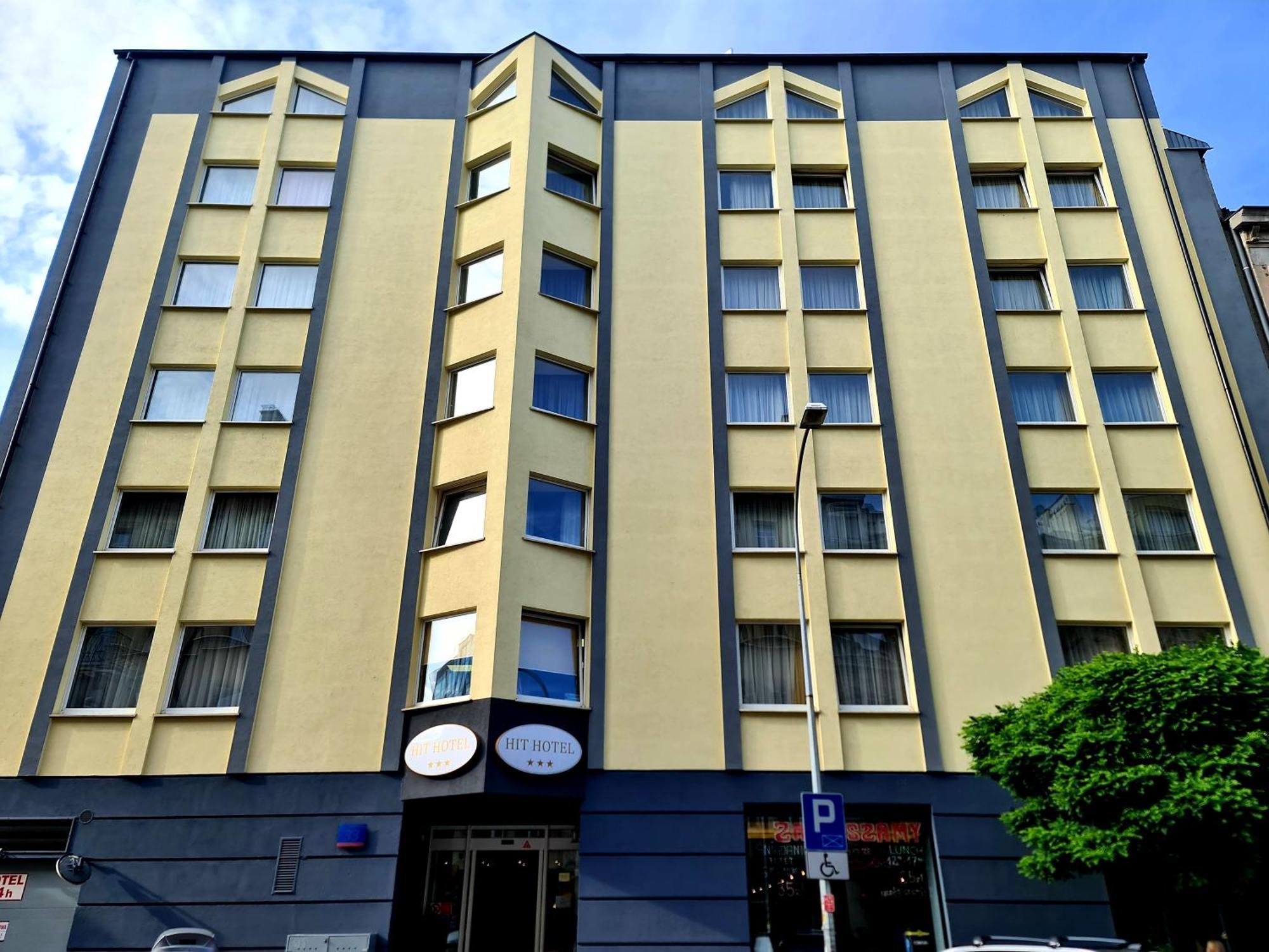 Hit Apartments Варшава Экстерьер фото
