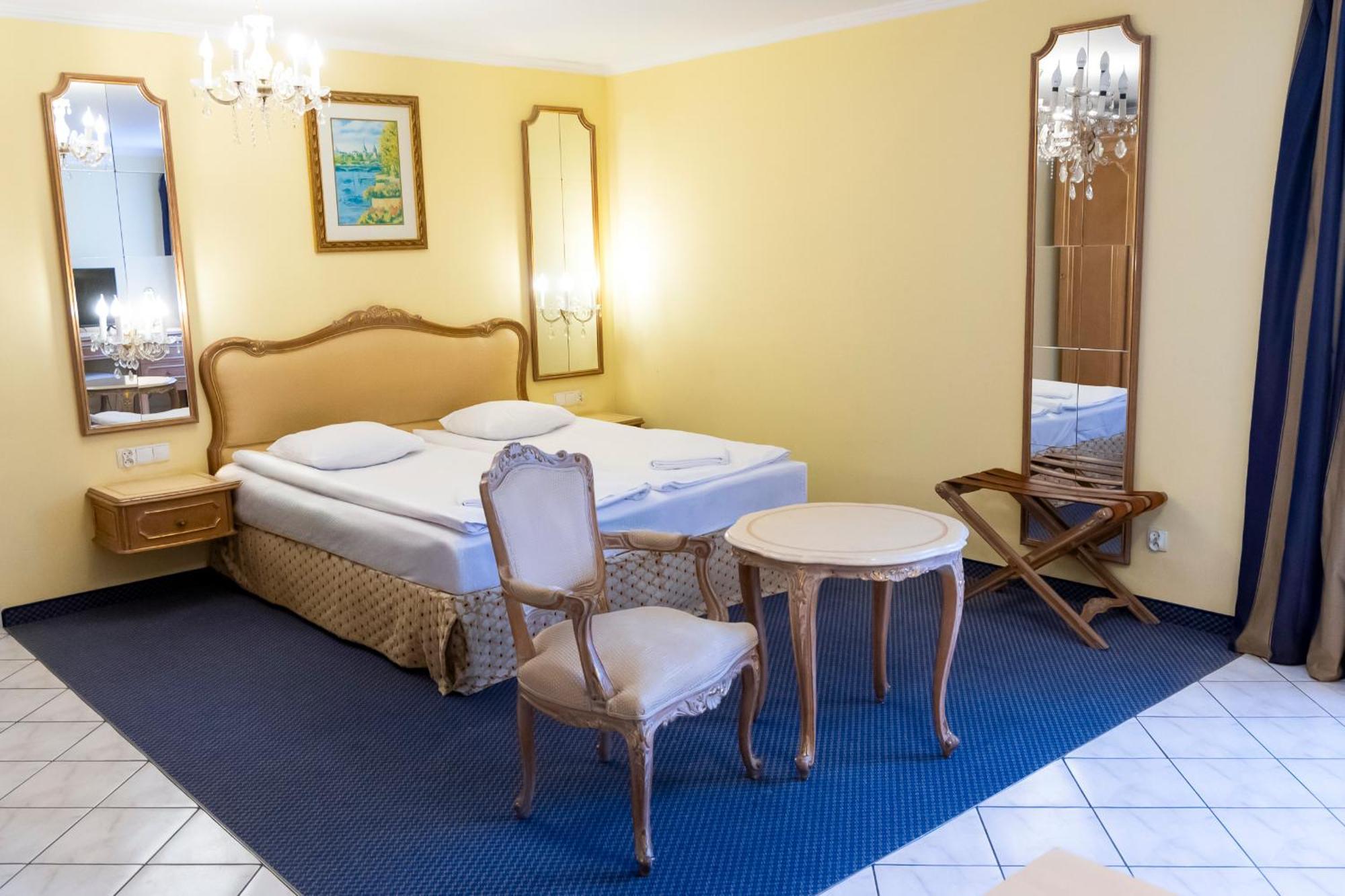 Hit Apartments Варшава Экстерьер фото
