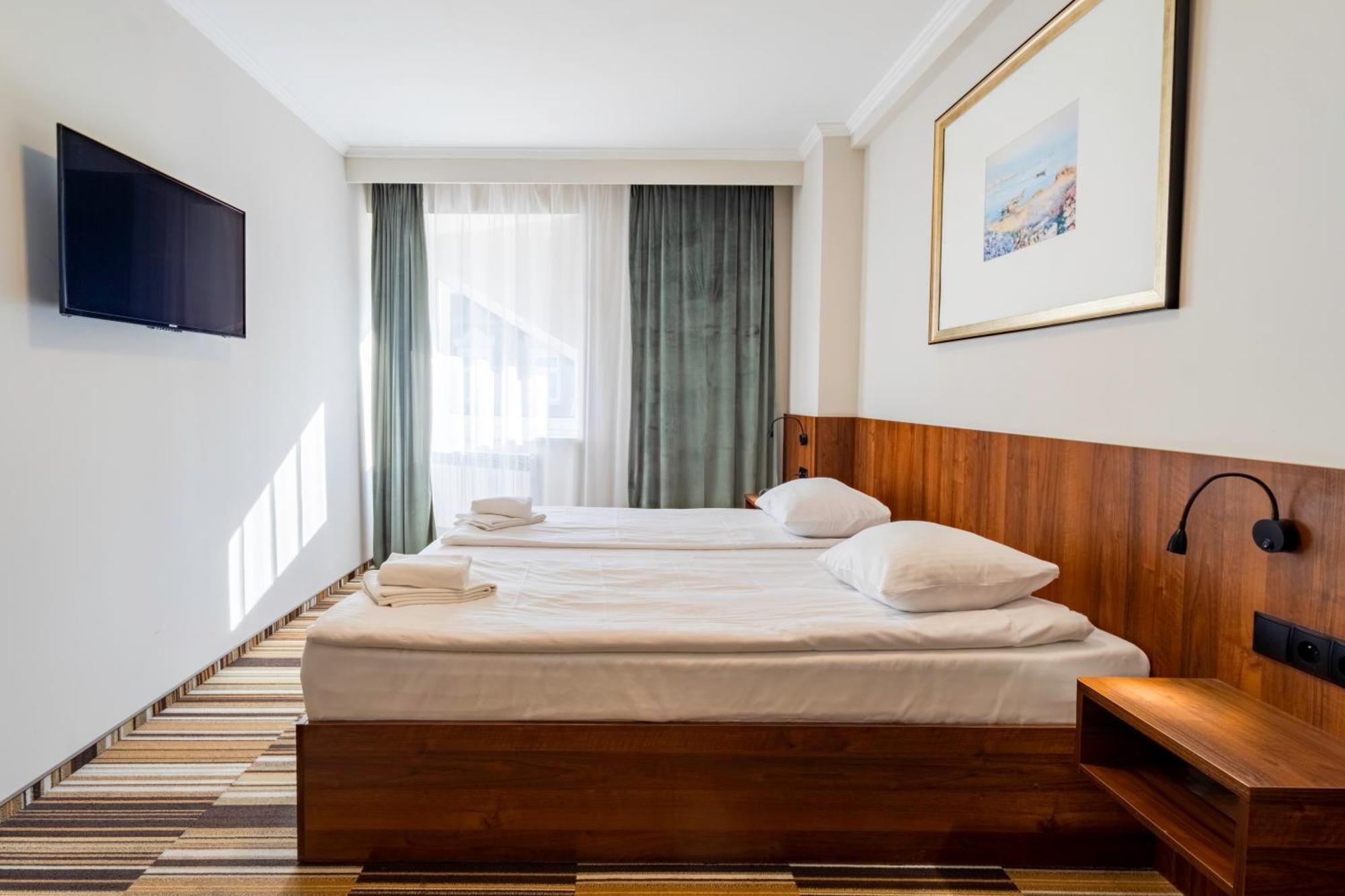Hit Apartments Варшава Экстерьер фото